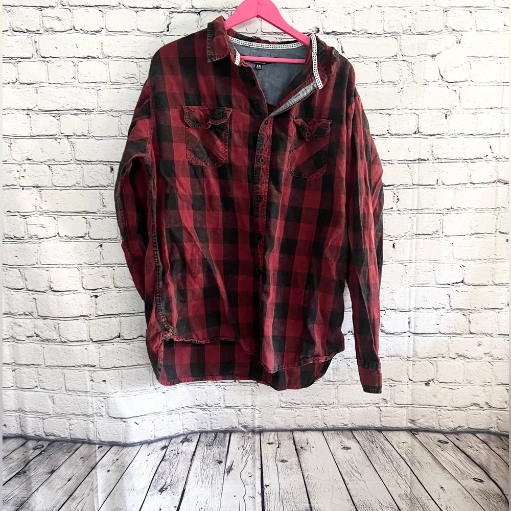 CARBON. Distressed flannel button down. Size XXL